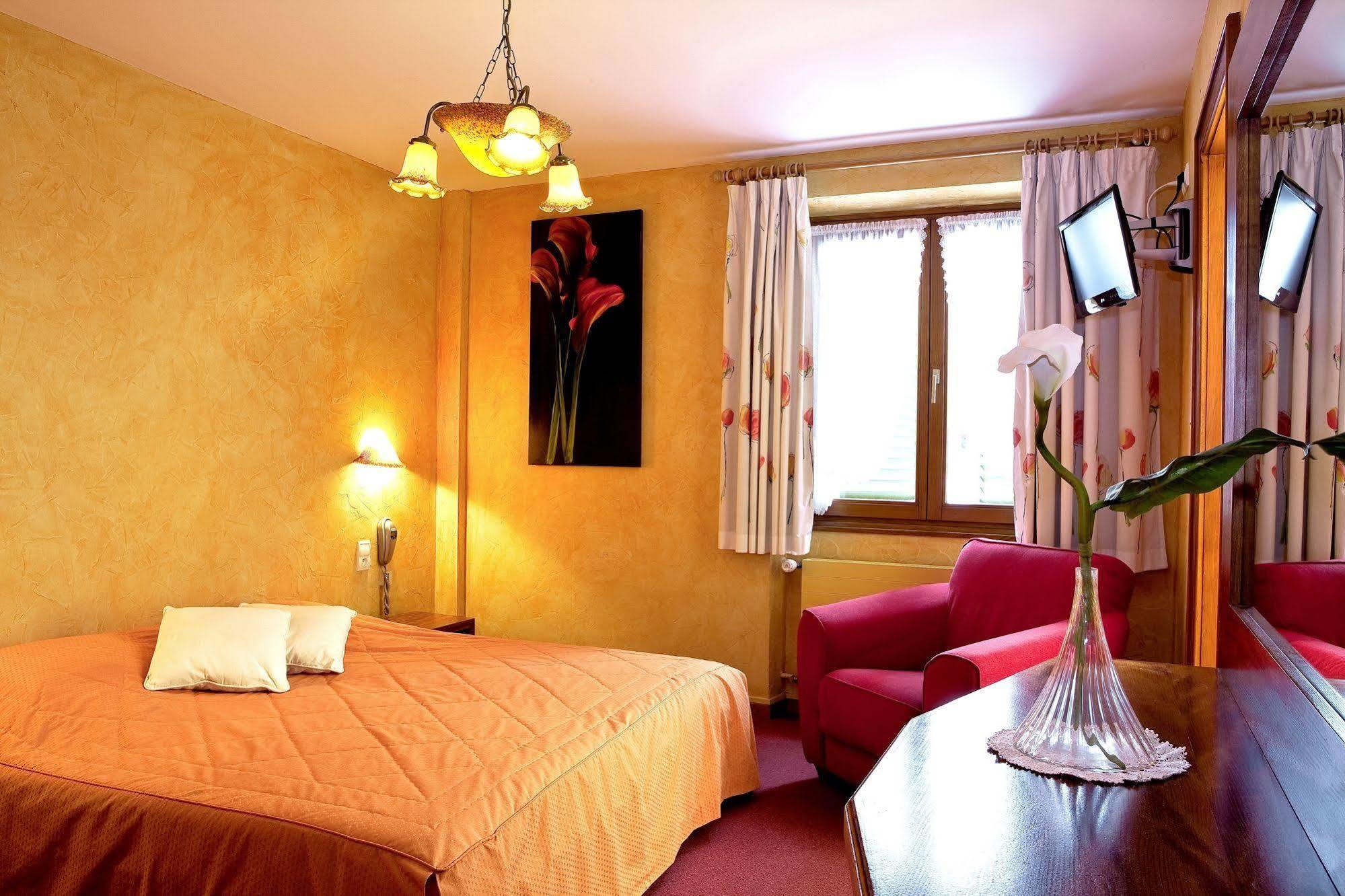 Hotel A La Vignette - Colmar-Nord Saint-Hippolyte  Εξωτερικό φωτογραφία